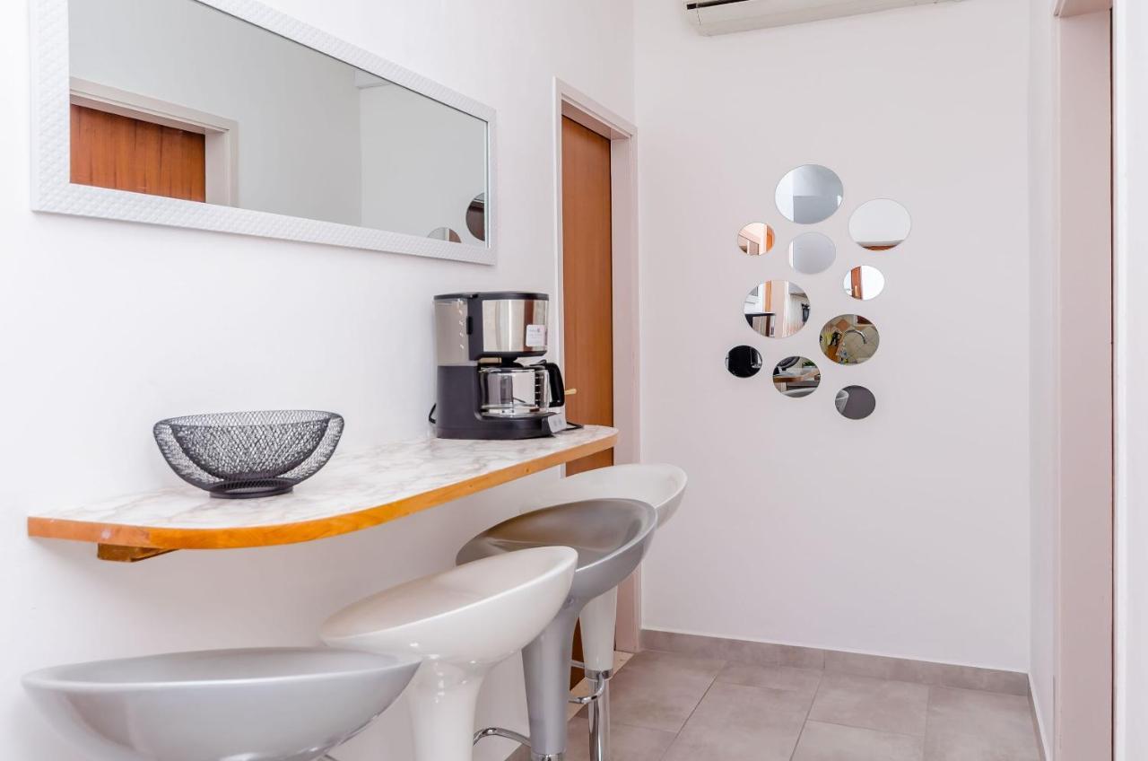 Apartment Piveta Trogir Exterior photo