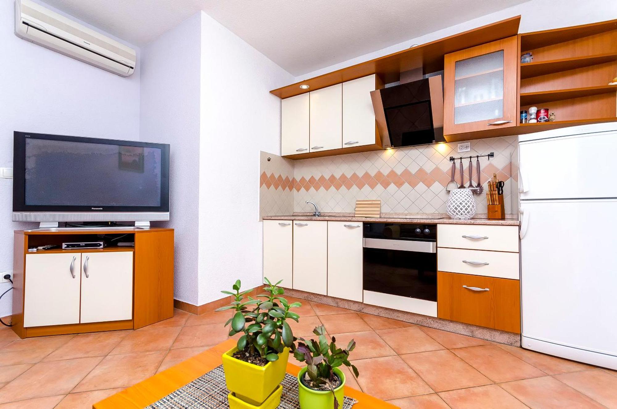 Apartment Piveta Trogir Exterior photo