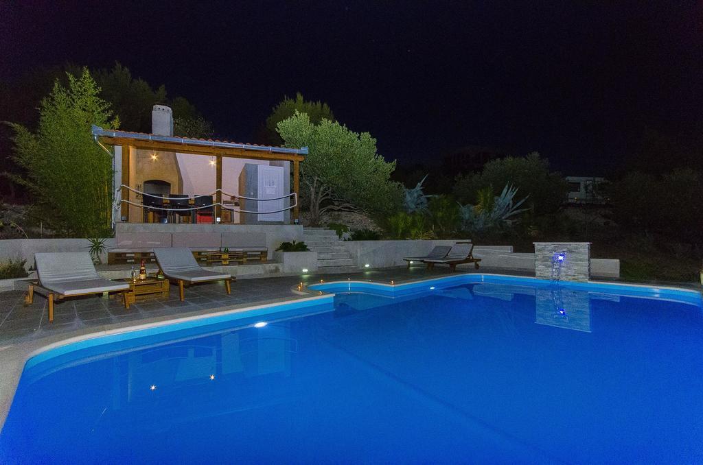 Apartment Piveta Trogir Exterior photo