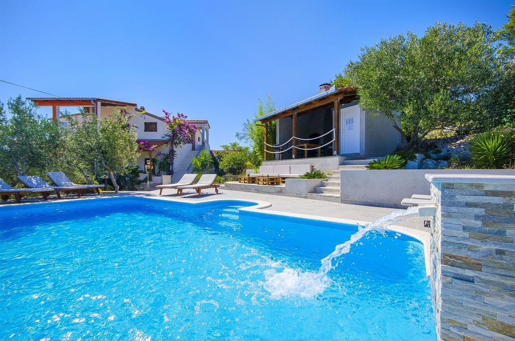 Apartment Piveta Trogir Exterior photo